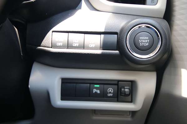 2024 Suzuki Swift Hybrid GLX UZ