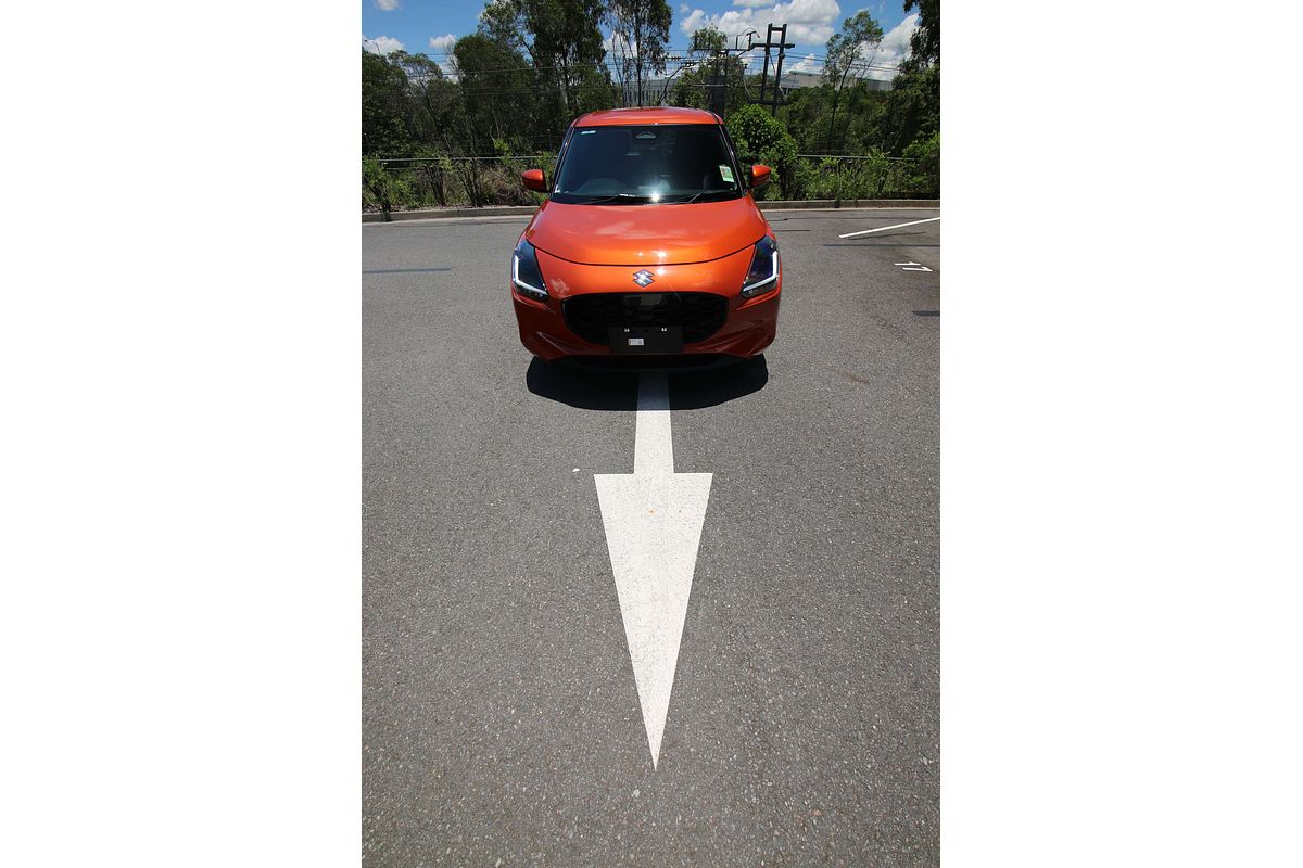2024 Suzuki Swift Hybrid GLX UZ