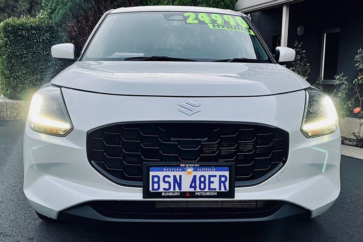 2025 Suzuki Swift Hybrid UZ
