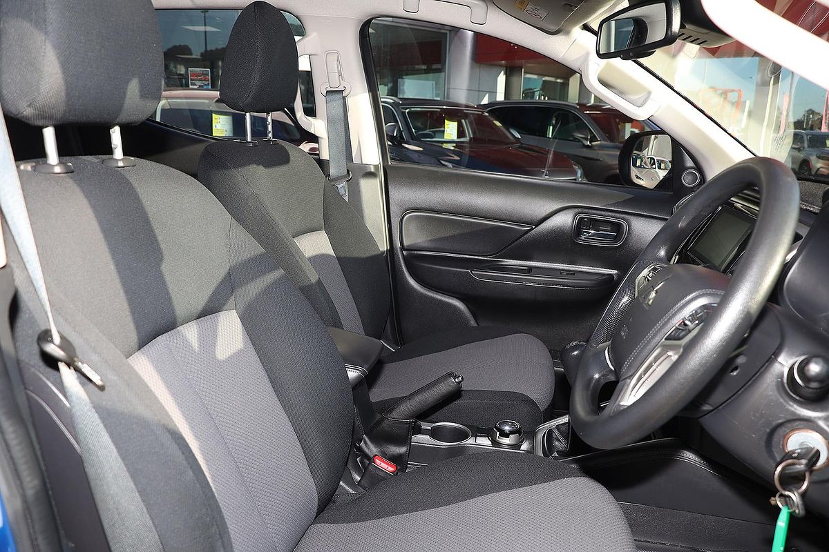 2019 Mitsubishi Triton GLX+ MR 4X4