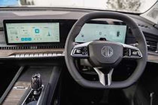 2025 MG QS Excite IS31