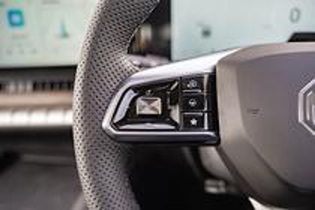 2025 MG QS Excite IS31