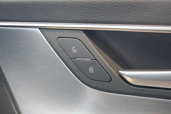 2024 Audi A6 55 TFSI S line C8