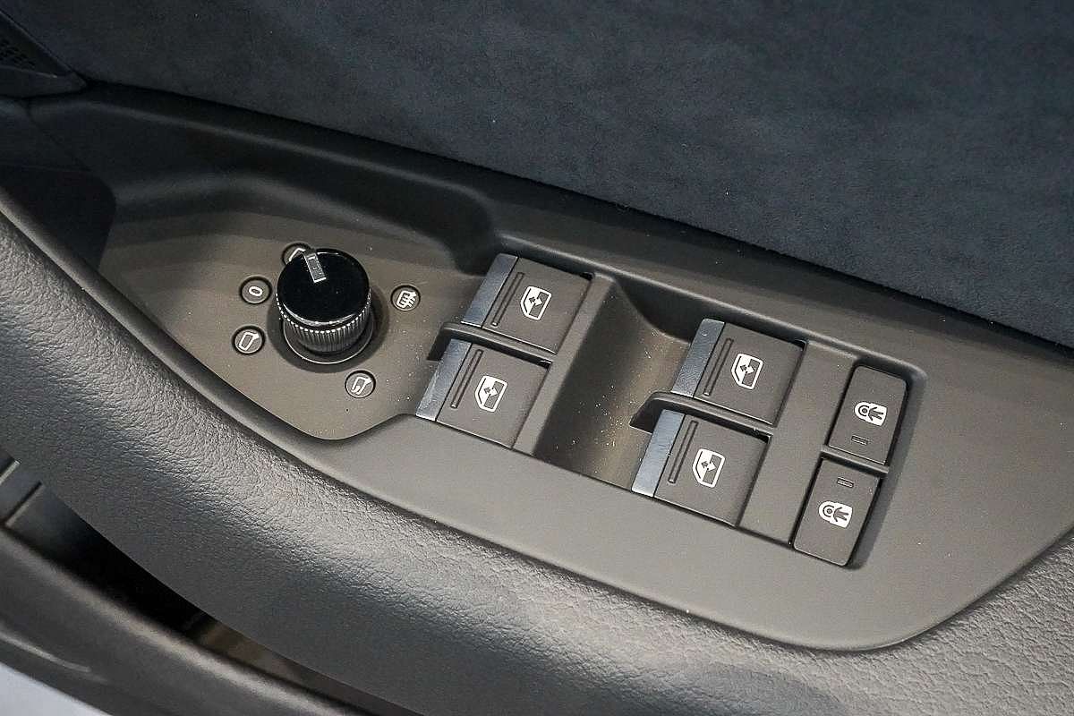 2024 Audi A6 55 TFSI S line C8