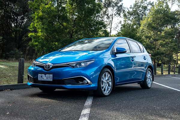 2017 Toyota Corolla Ascent Sport ZRE182R