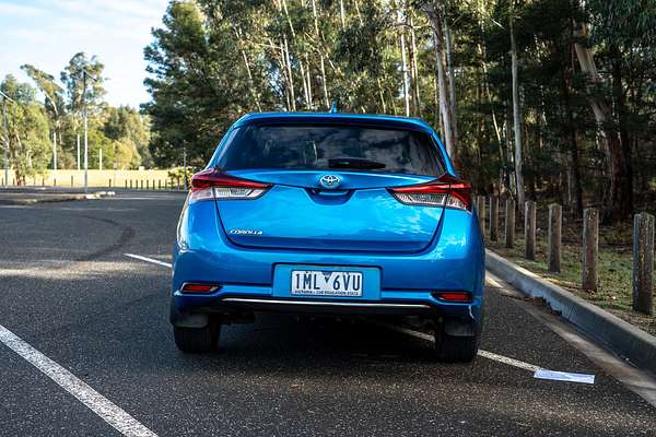 2017 Toyota Corolla Ascent Sport ZRE182R