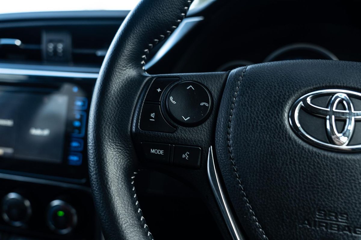 2017 Toyota Corolla Ascent Sport ZRE182R