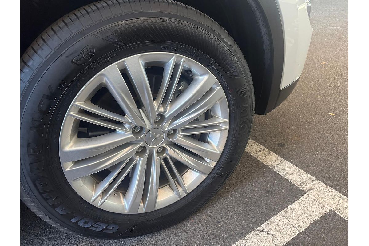 2023 Mitsubishi Outlander ES ZM