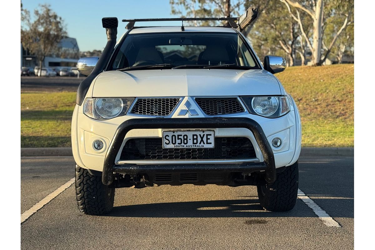2014 Mitsubishi Triton GLX-R MN 4X4