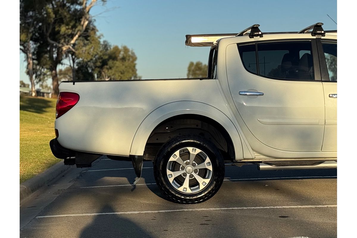 2014 Mitsubishi Triton GLX-R MN 4X4