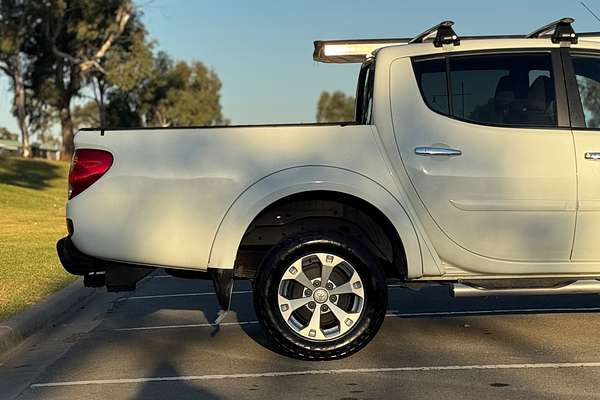 2014 Mitsubishi Triton GLX-R MN 4X4