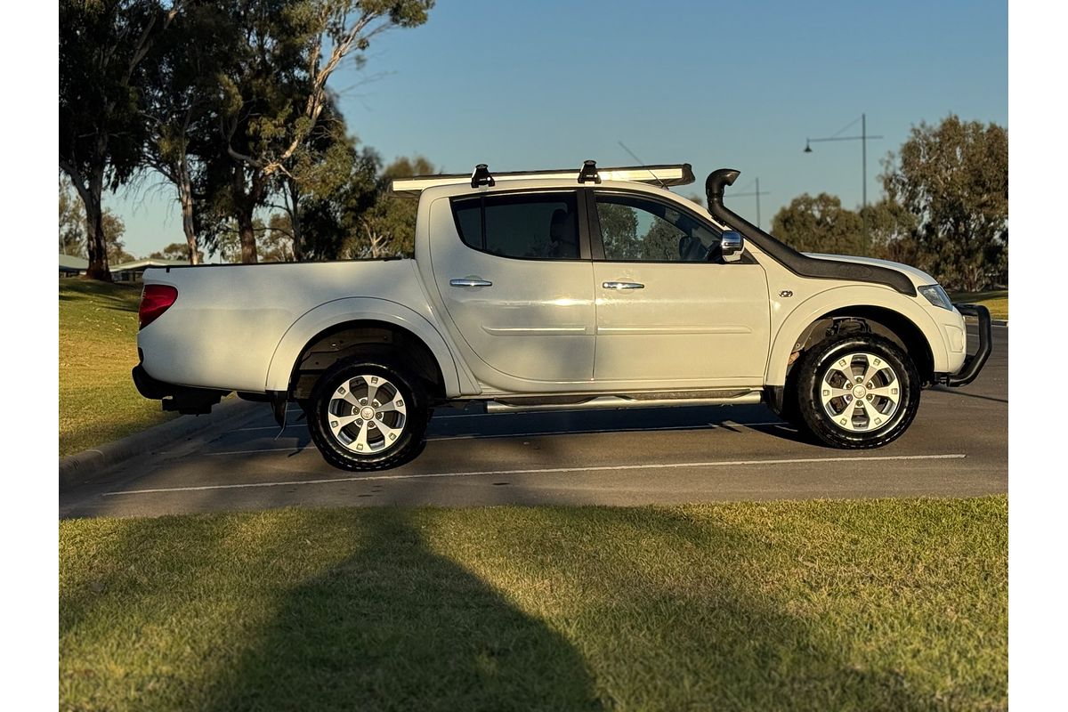 2014 Mitsubishi Triton GLX-R MN 4X4