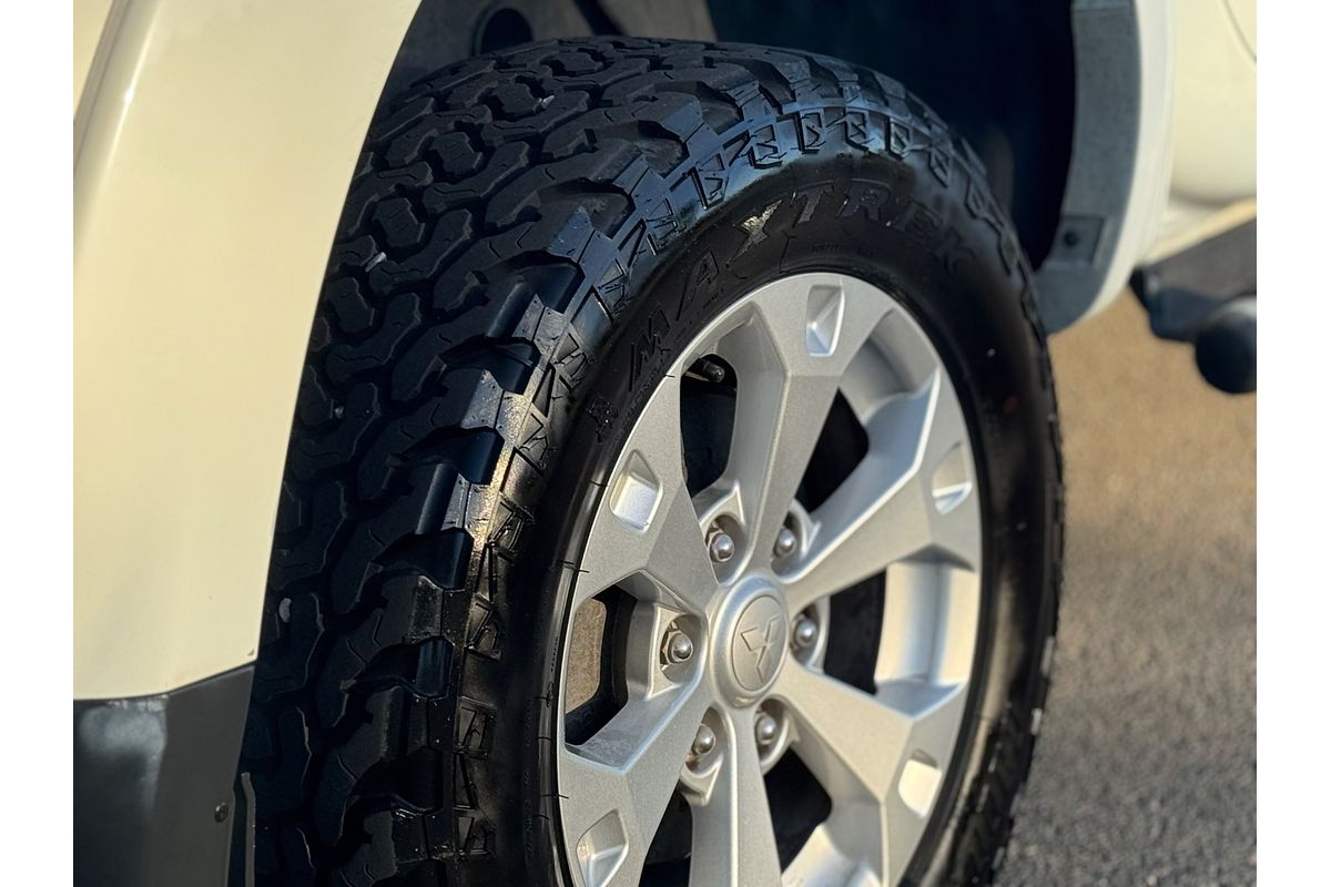 2014 Mitsubishi Triton GLX-R MN 4X4