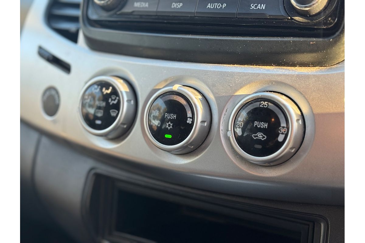 2014 Mitsubishi Triton GLX-R MN 4X4