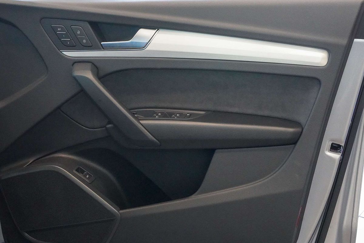 2024 Audi Q5 45 TFSI S line FY