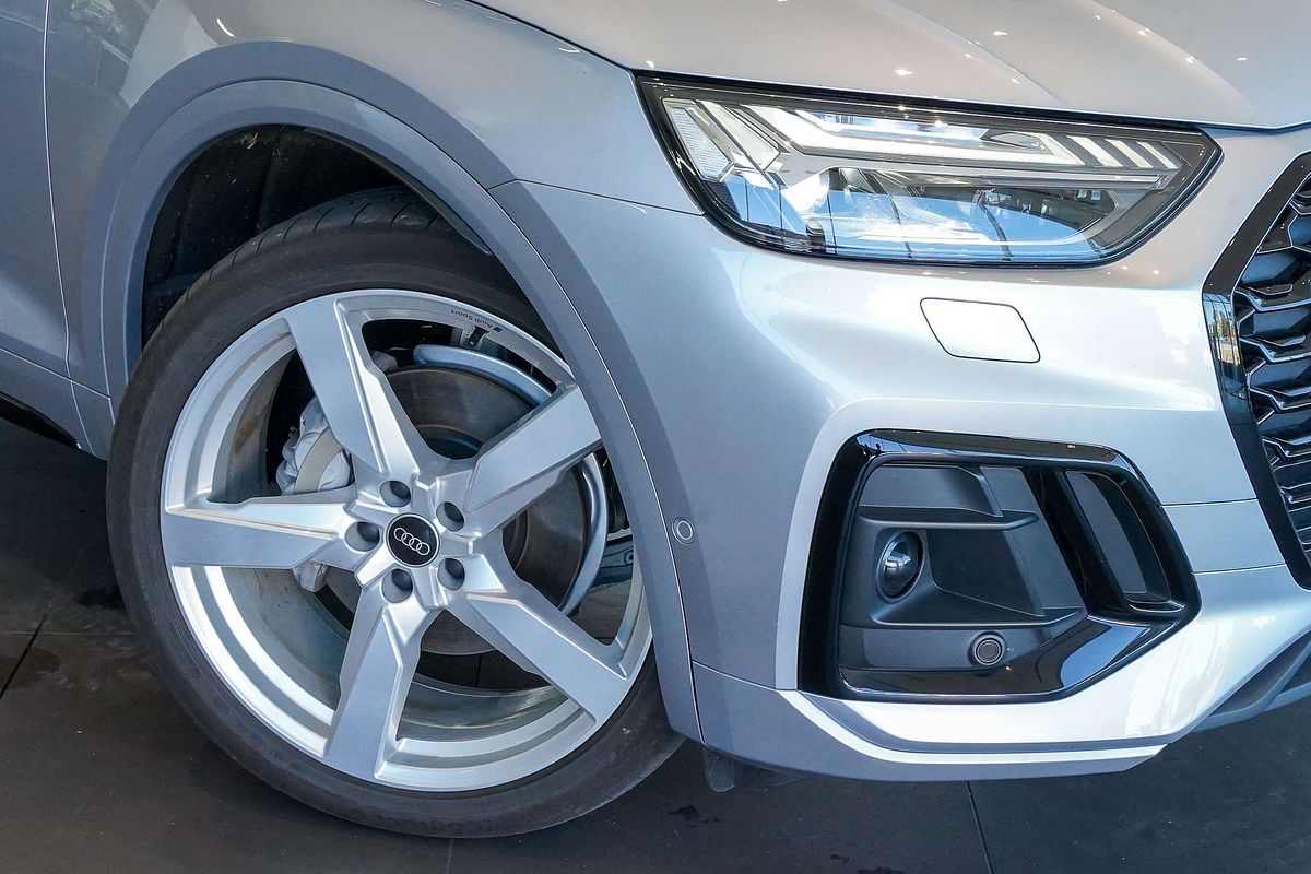 2024 Audi Q5 45 TFSI S line FY