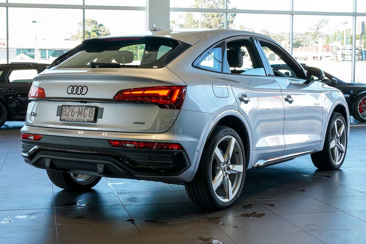 2024 Audi Q5 45 TFSI S line FY
