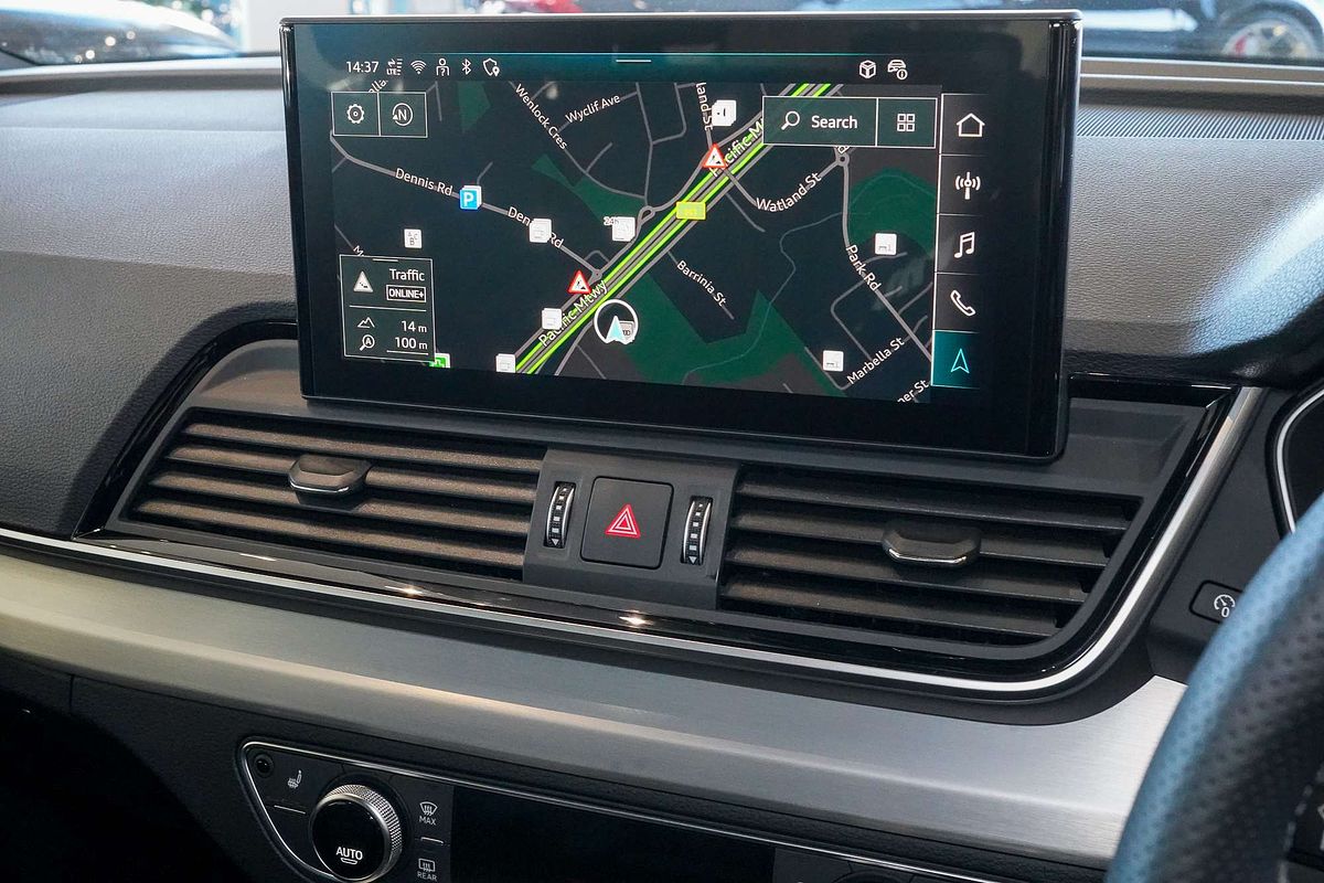 2024 Audi Q5 45 TFSI S line FY