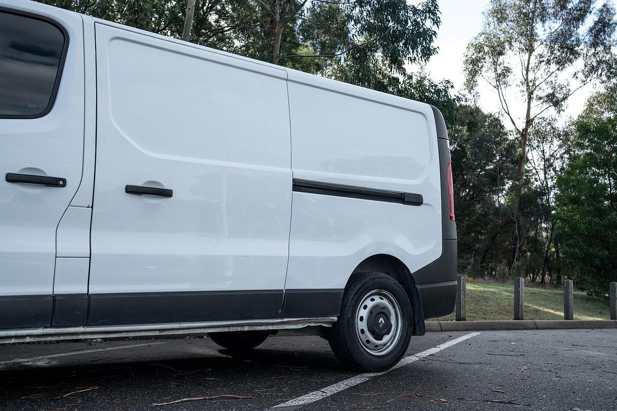 2020 Renault Trafic Premium 103kW X82 SWB