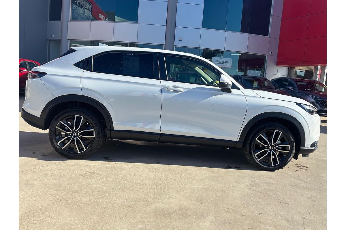 2025 Honda HR-V Vi X