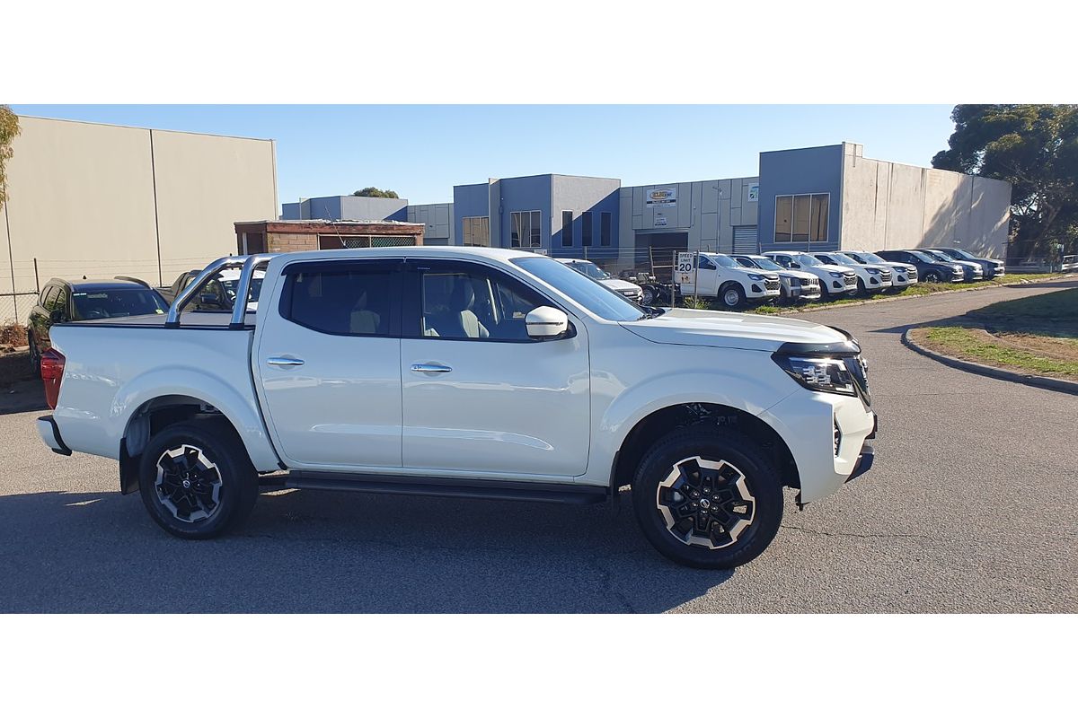 2025 Nissan Navara ST-X D23 4X4
