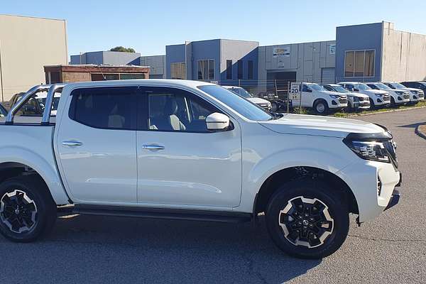 2025 Nissan Navara ST-X D23 4X4