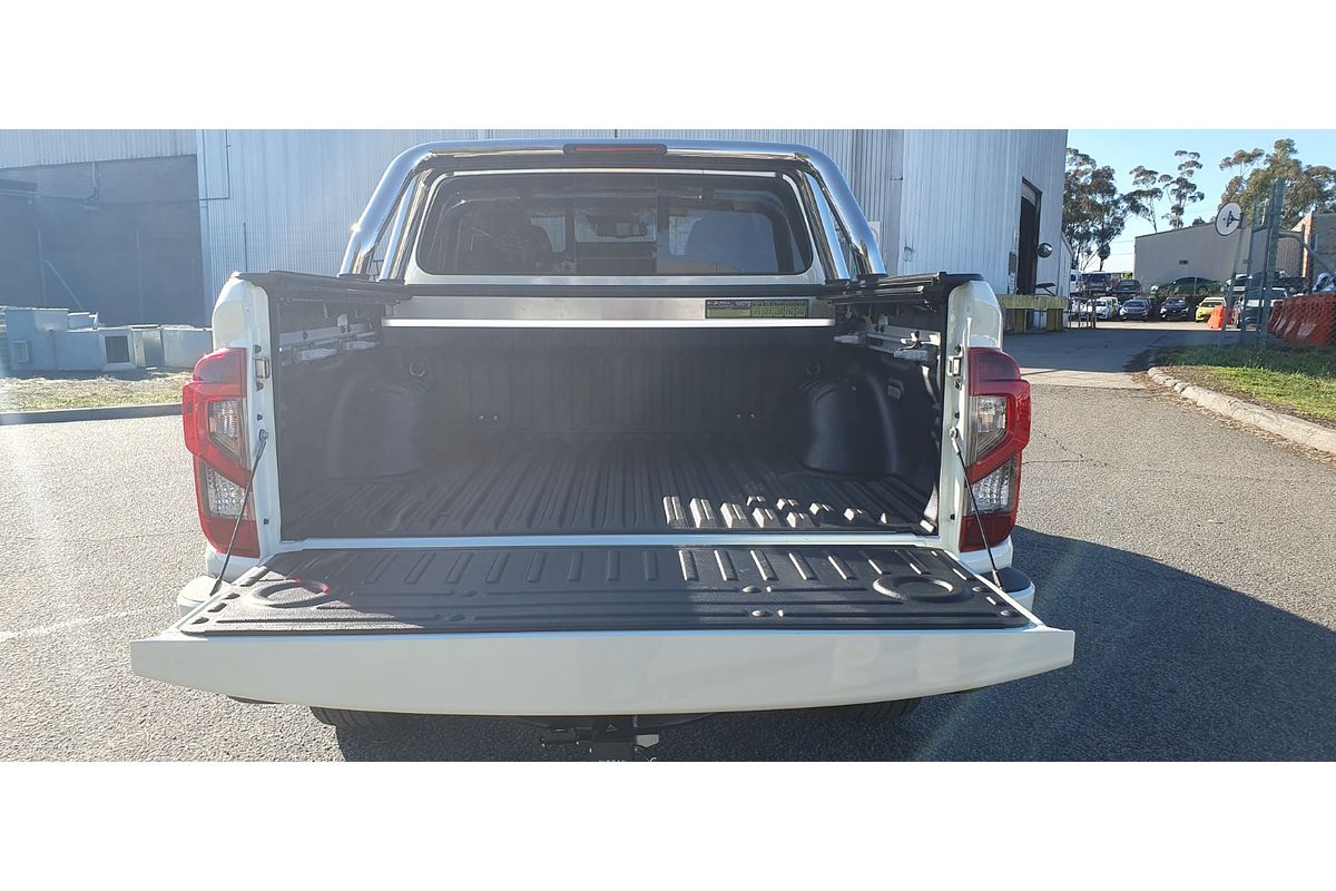 2025 Nissan Navara ST-X D23 4X4