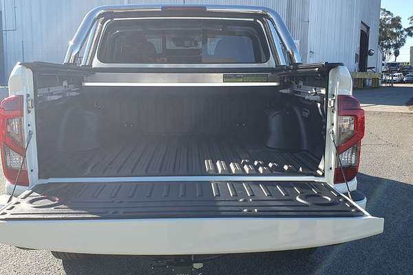 2025 Nissan Navara ST-X D23 4X4