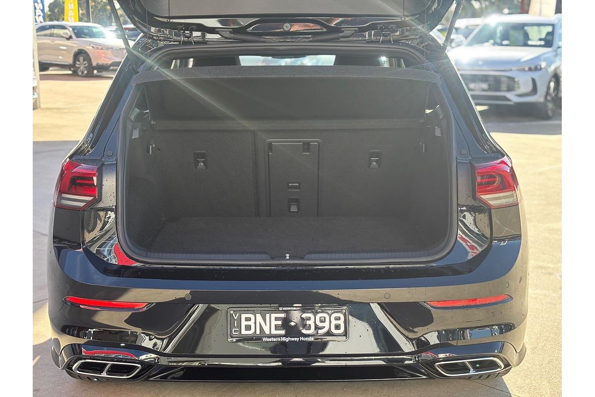 2021 Volkswagen Golf 110TSI R-Line 8