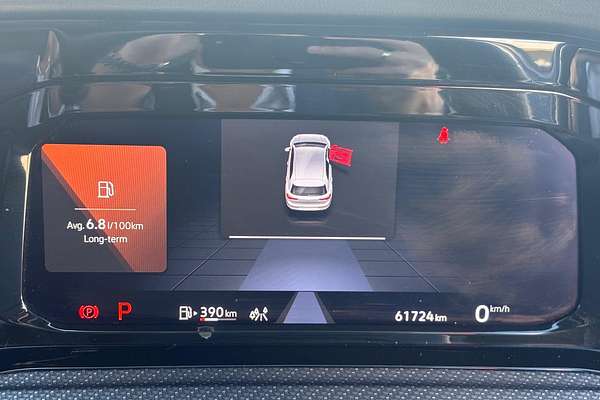 2021 Volkswagen Golf 110TSI R-Line 8