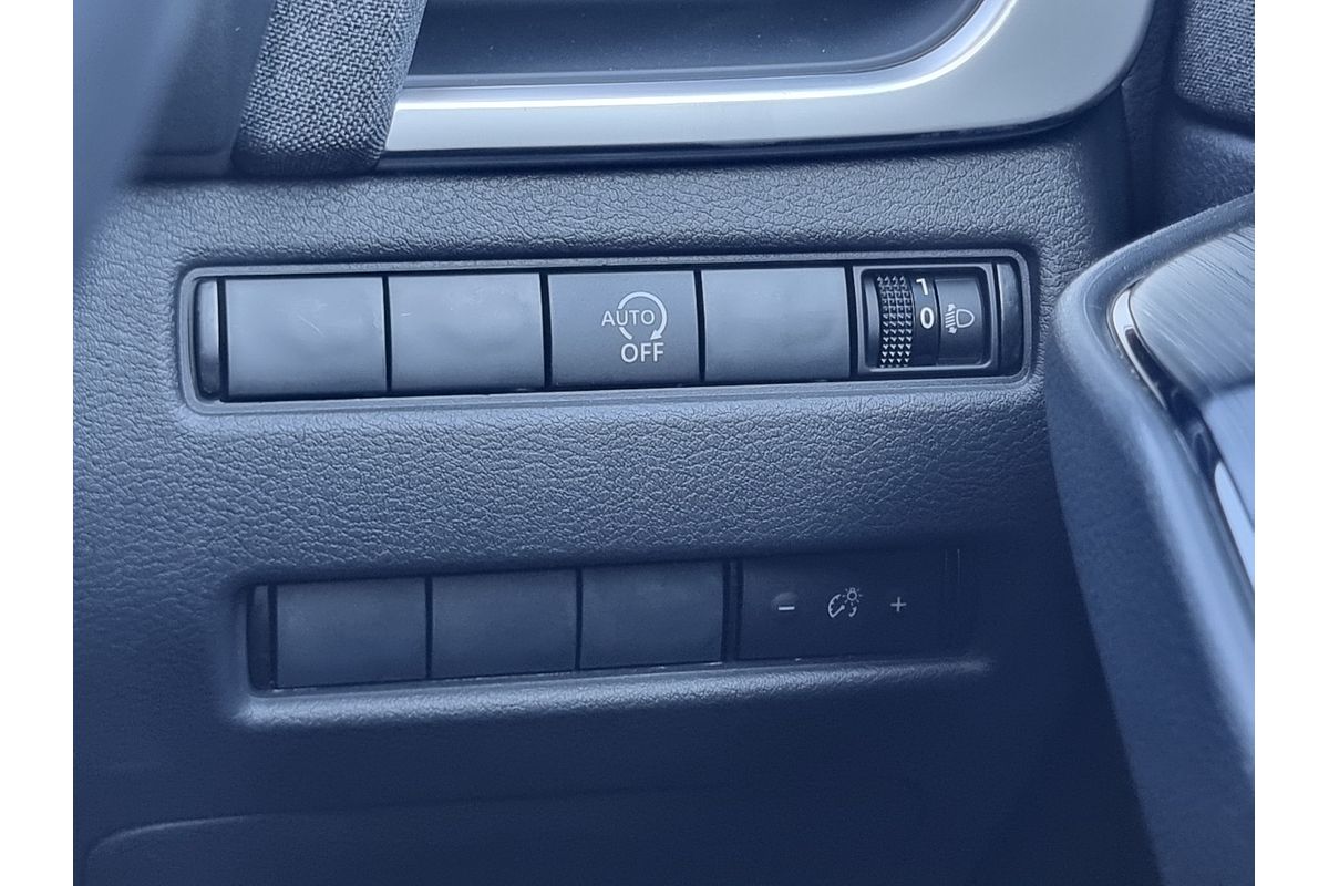 2025 Nissan QASHQAI ST-L J12