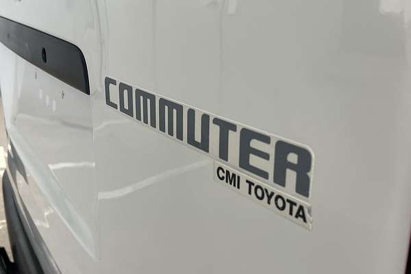 2018 Toyota Hiace Commuter KDH223R