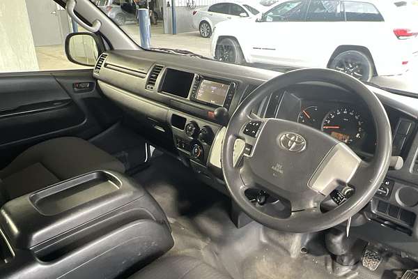 2018 Toyota Hiace Commuter KDH223R