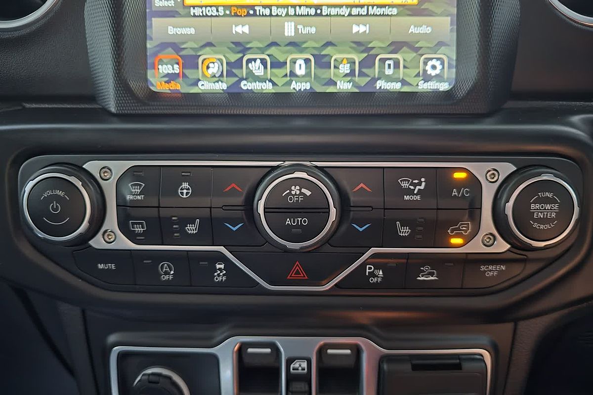 2023 Jeep WRANGLER UNLIMITED WRANGLER UNLIMITED OVERLAND (4x4) JLUP7424