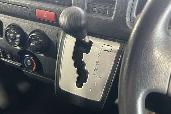 2018 Toyota Hiace Commuter KDH223R