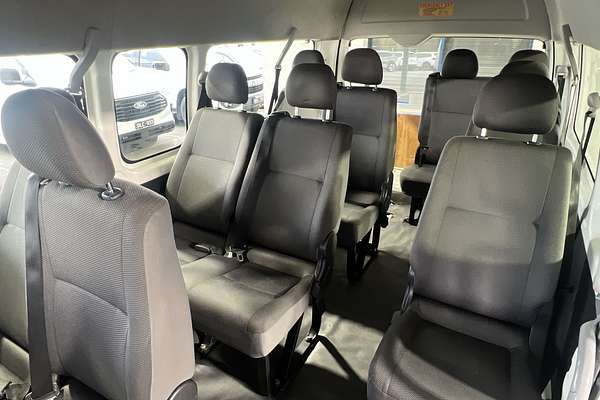 2018 Toyota Hiace Commuter KDH223R