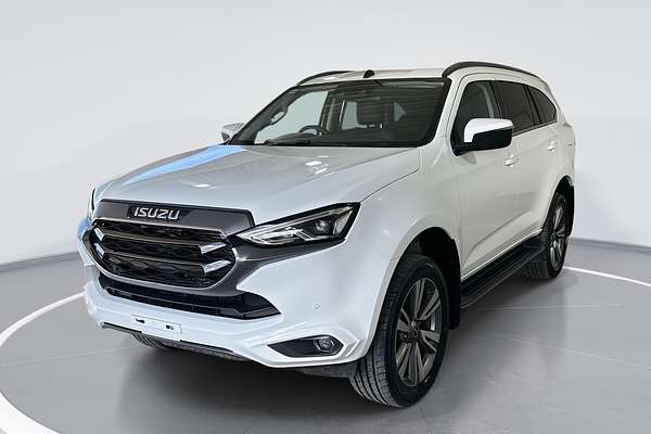2023 Isuzu MU-X LS-T