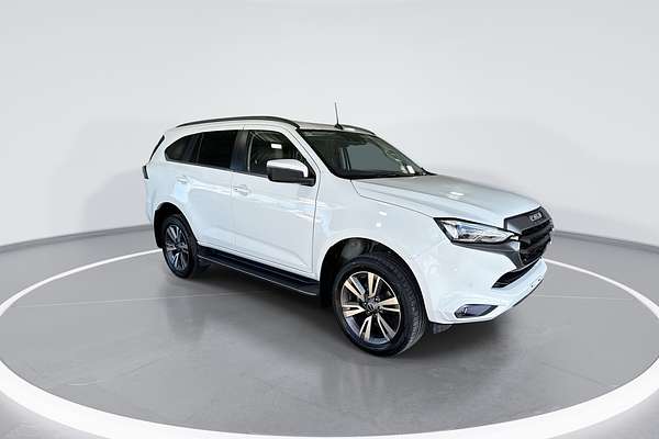 2023 Isuzu MU-X LS-T
