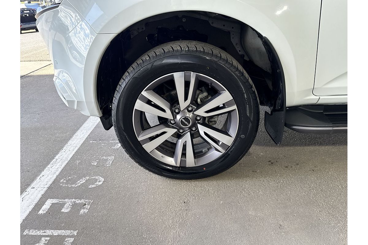2023 Isuzu MU-X LS-T