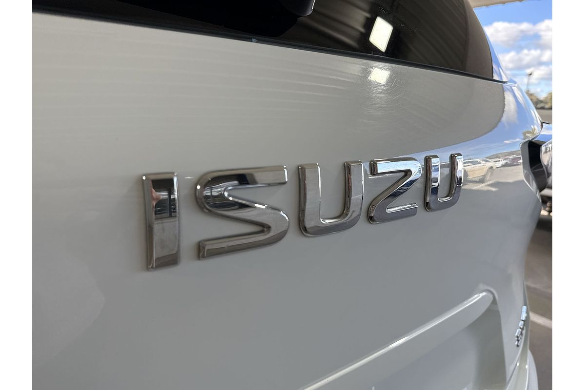 2023 Isuzu MU-X LS-T