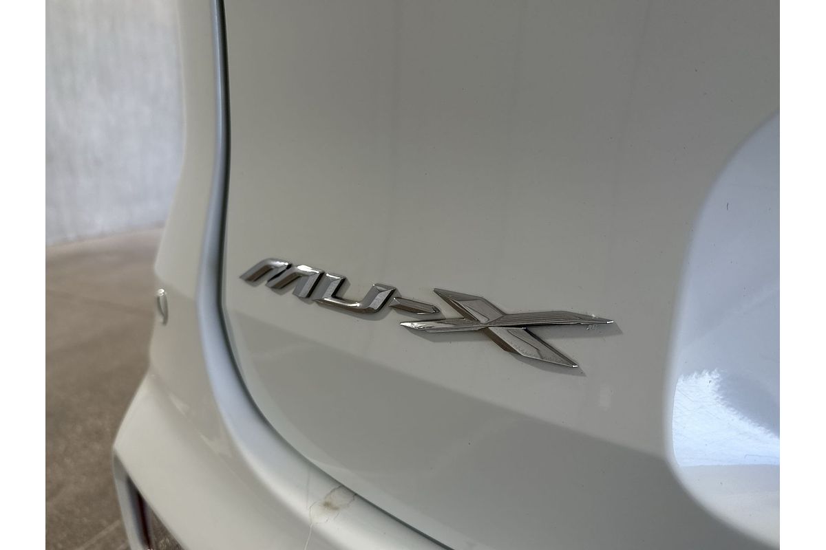 2023 Isuzu MU-X LS-T