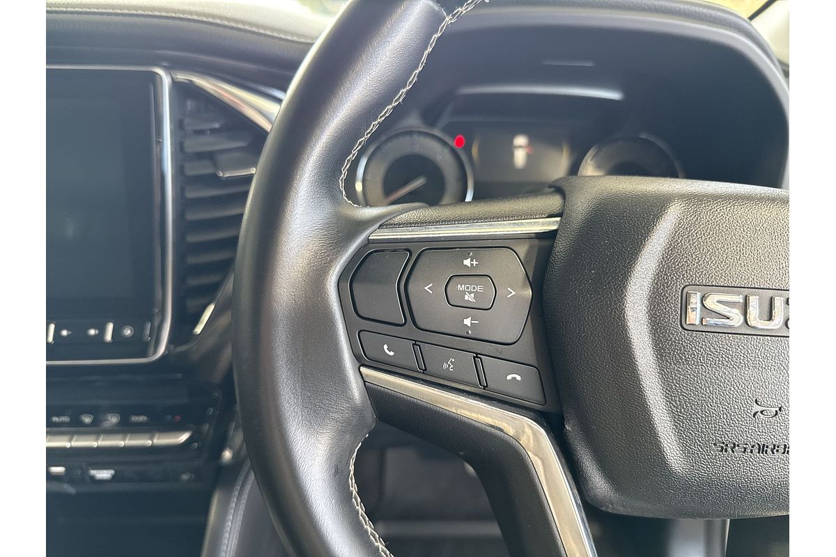2023 Isuzu MU-X LS-T