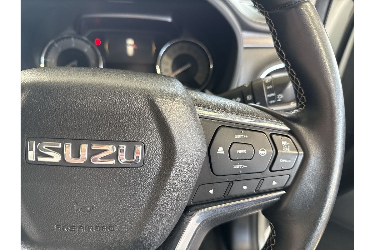 2023 Isuzu MU-X LS-T