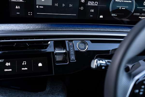 2025 Peugeot 5008 GT Premium Hybrid P74