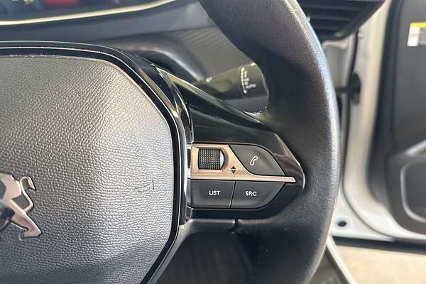 2021 Peugeot 2008 Allure P24