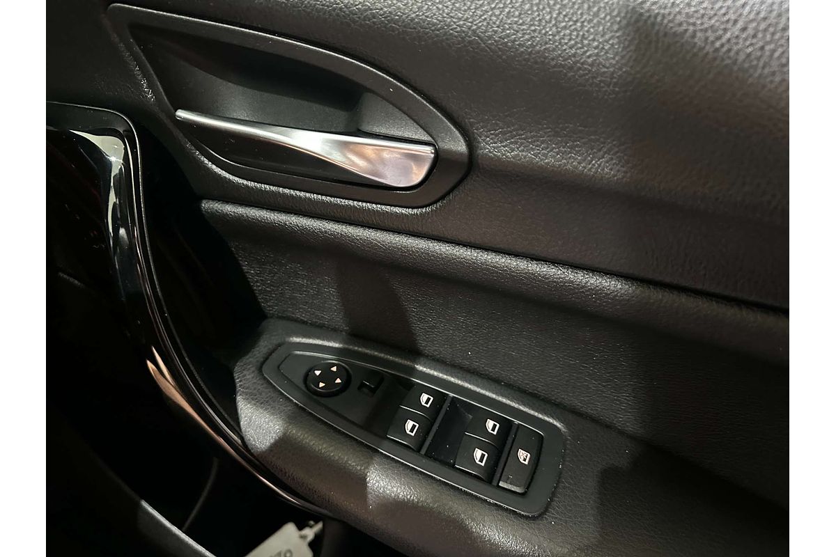 2015 BMW 1 Series 118i Sport Line F20 LCI