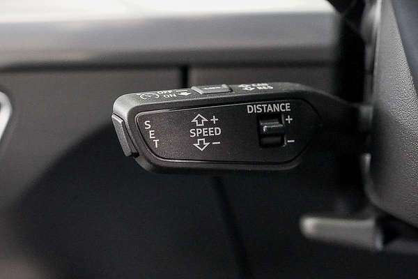 2024 Audi Q5 40 TDI Sport FY