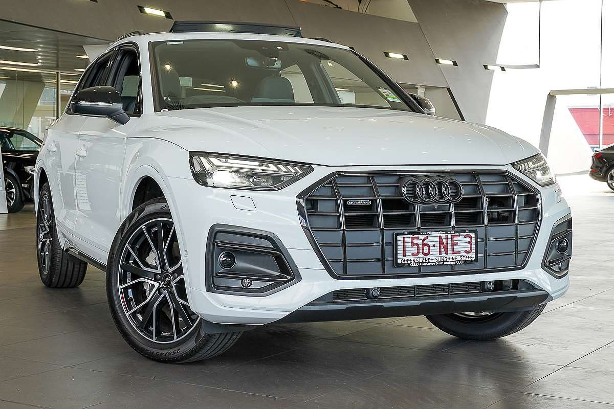 2024 Audi Q5 40 TDI Sport FY