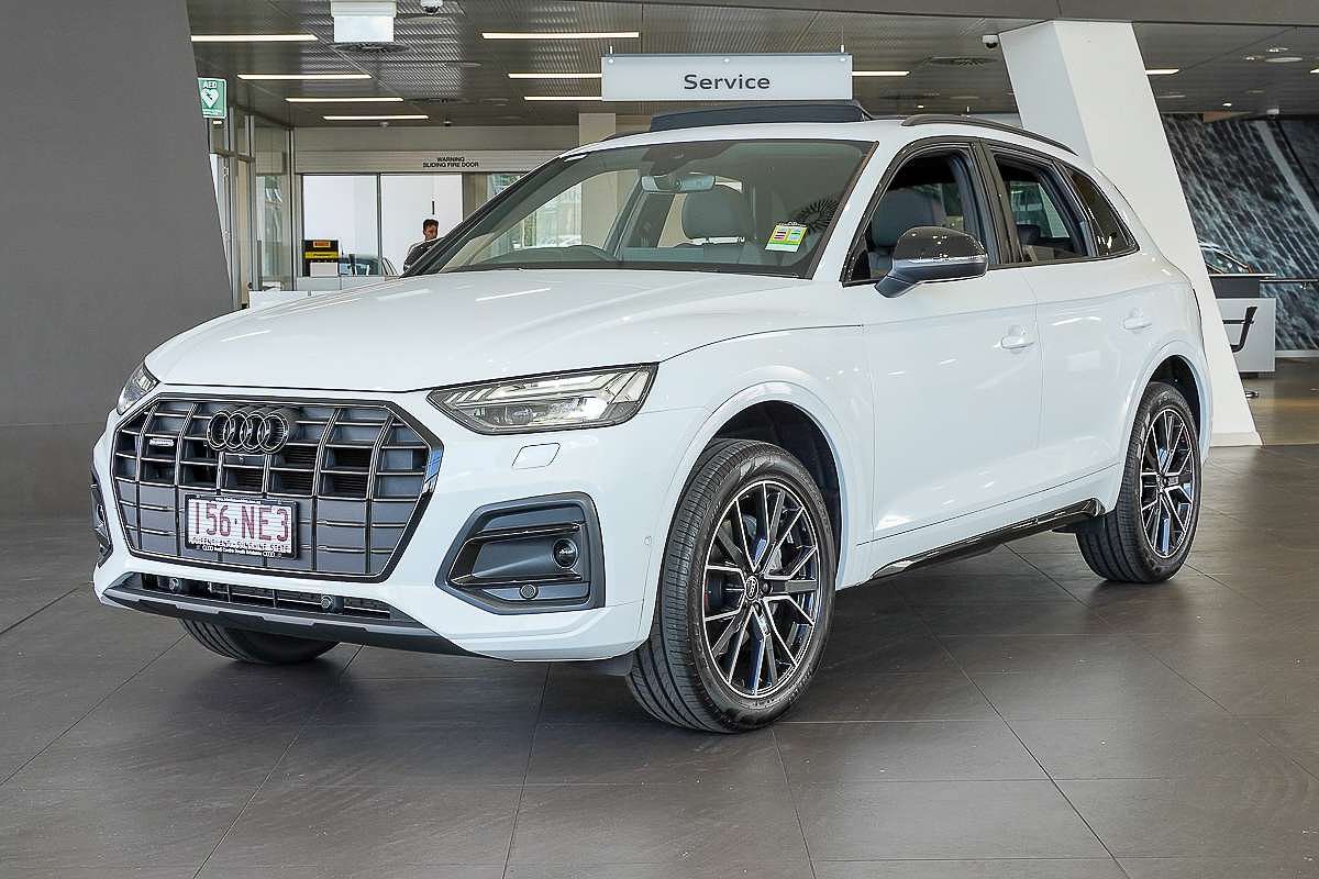 2024 Audi Q5 40 TDI Sport FY