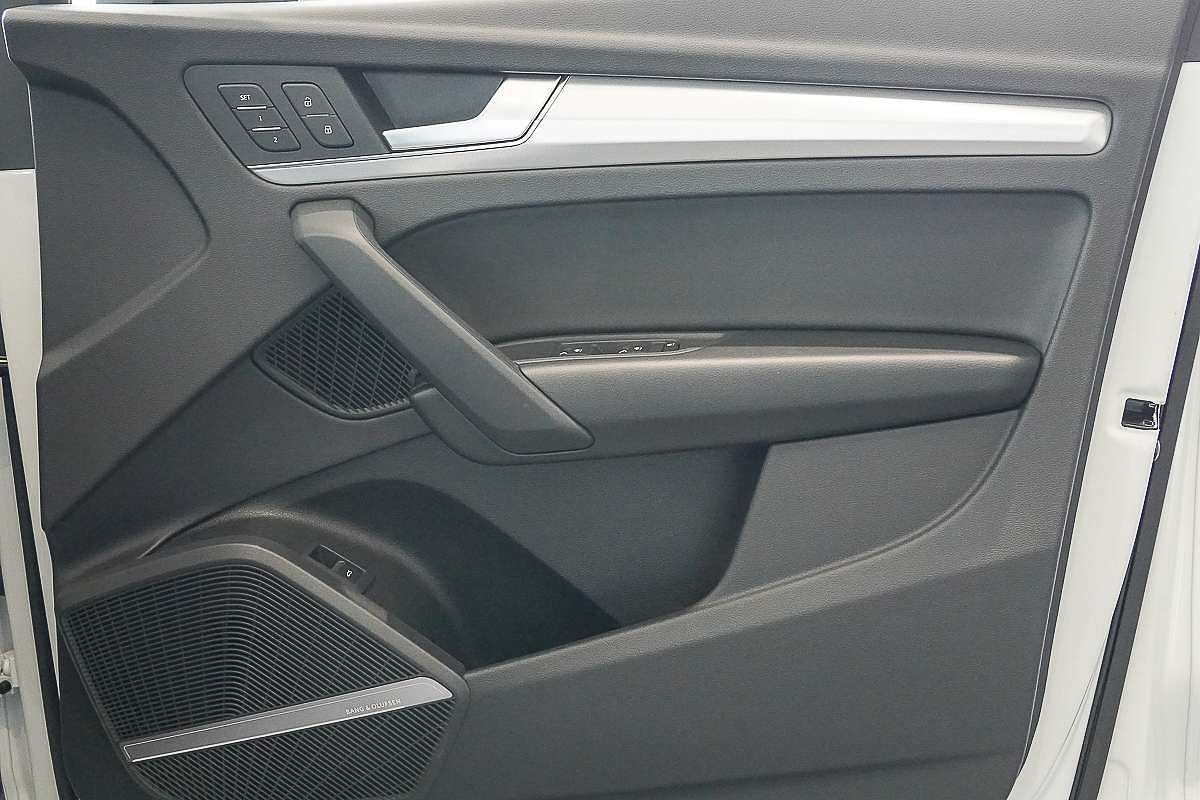 2024 Audi Q5 40 TDI Sport FY